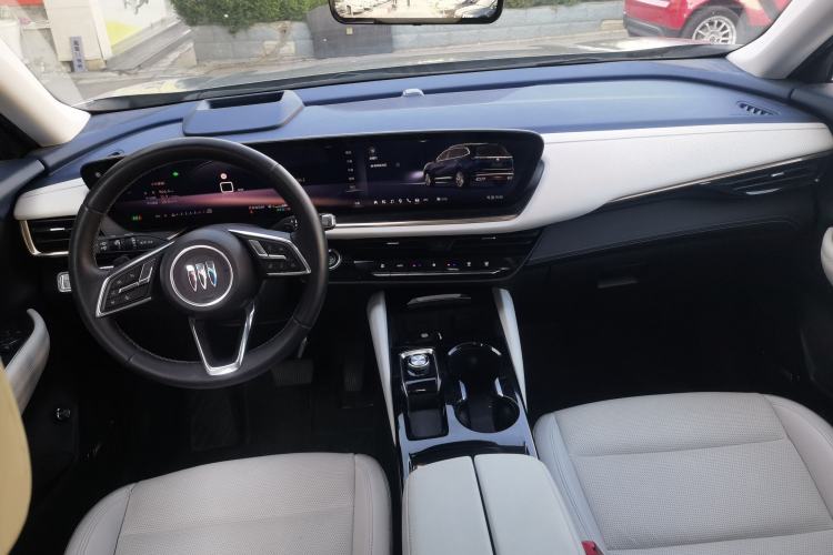 Used Buick Envision 2024 Encore Plus AWD Avenir