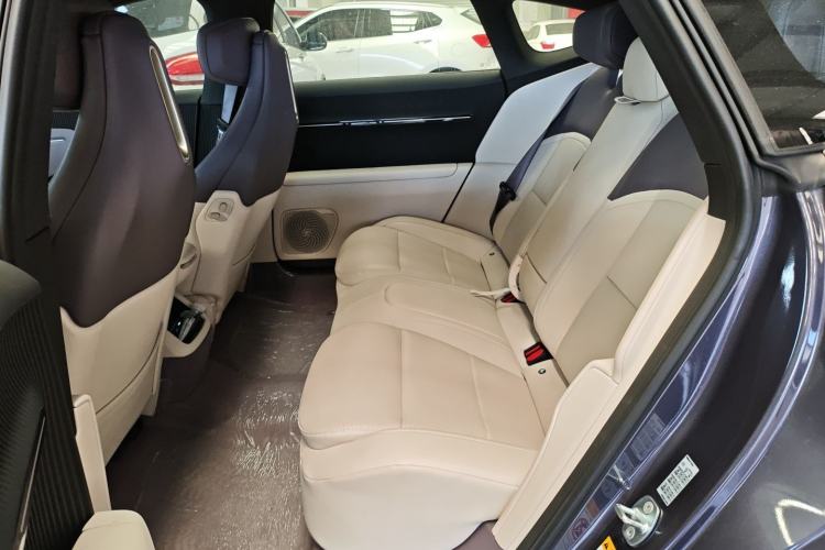 Used Avatr 12 2026 Ultra Pure-Electric All-Wheel-Drive Version Left Rear Seat