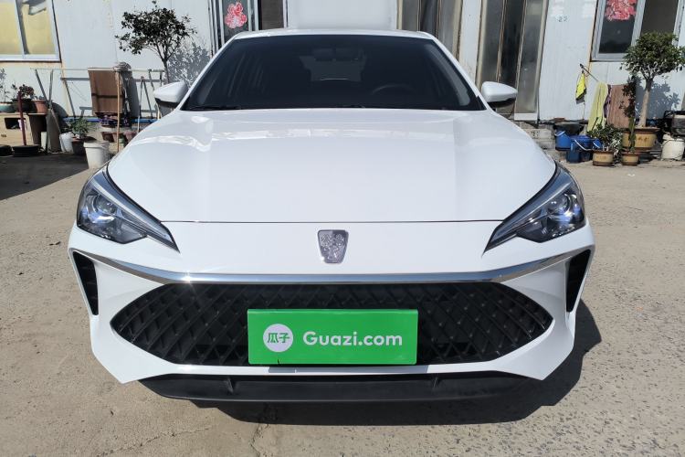 Used Roewe i5 2023 1.5L Manual Comfort Edition Front