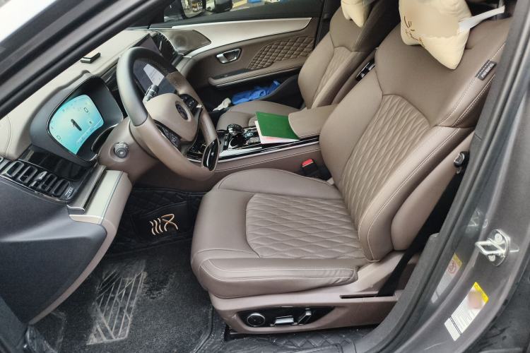 Used BYD Han 2023 DM-i Champion Edition 121KM Prestige Model Left Front Seat