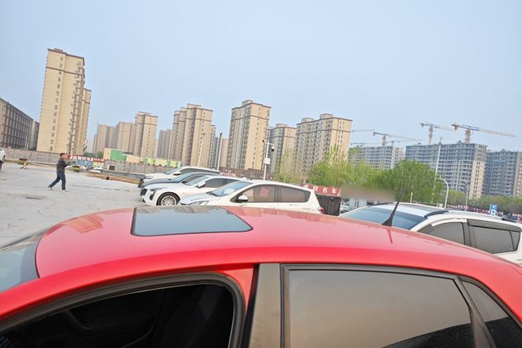 Used Volkswagen Polo 2016 1.6L Automatic Comfort Model
