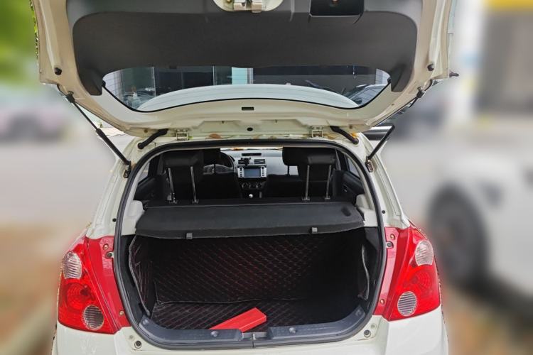 Used Suzuki Swift 2014 1.5L Automatic Fashion Edition