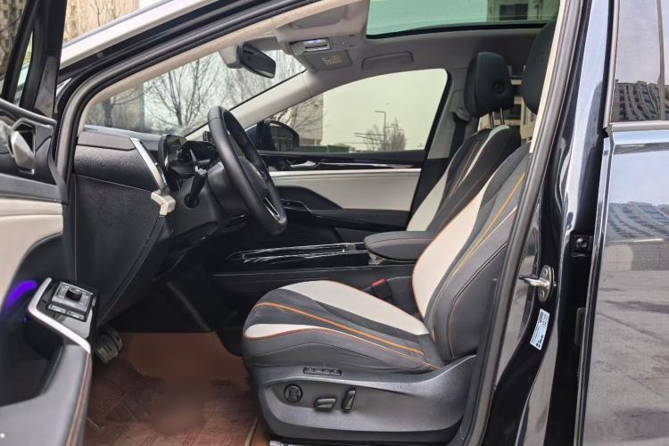 Used Volkswagen ID.6 CROZZ 2022 Long-Range PRO Edition
