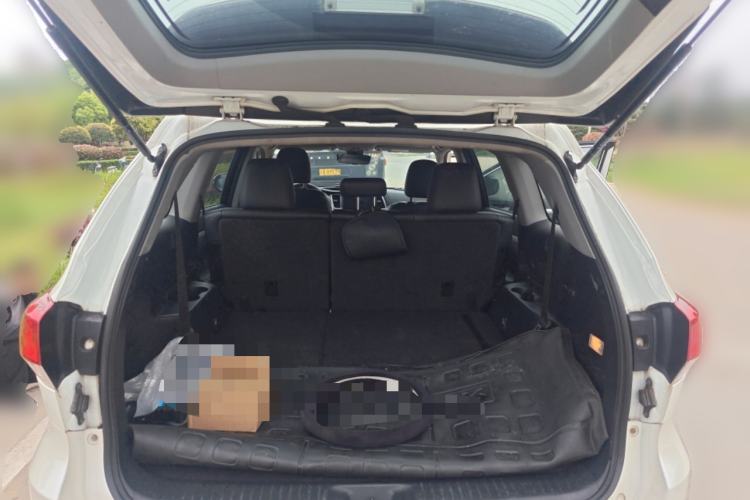 Used Toyota Highlander 2018 2.0T Four-Wheel Drive Luxury Edition 7 Seats China V Emission Standard Trunk