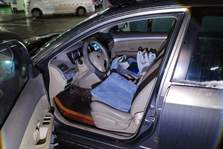 Used Nissan Sylphy 2012 Classic 1.6 XL Automatic Luxury Edition Left Front Seat