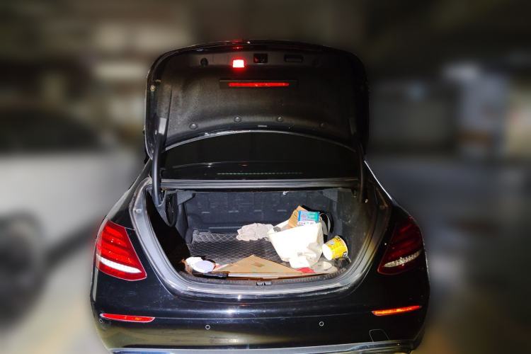 Used Mercedes-Benz E-Class 2019 E 260 L Trunk