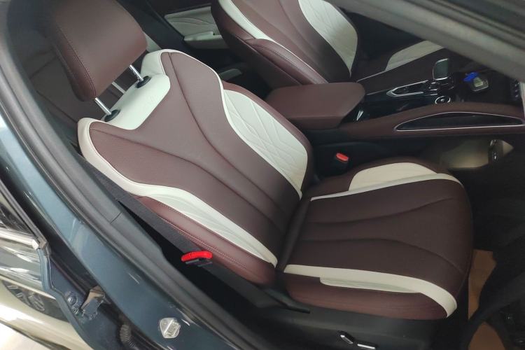 Used Geely Auto Monjaro L 2024 2.0TD High-Power Automatic Two-Wheel Drive Yunqi Version