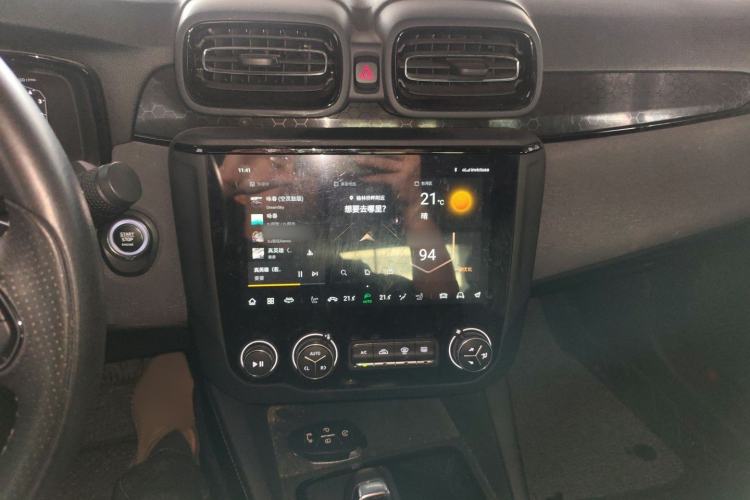 Used Lynk & Co 03 2022 1.5TD DCT JingPro Audio And AC Panel