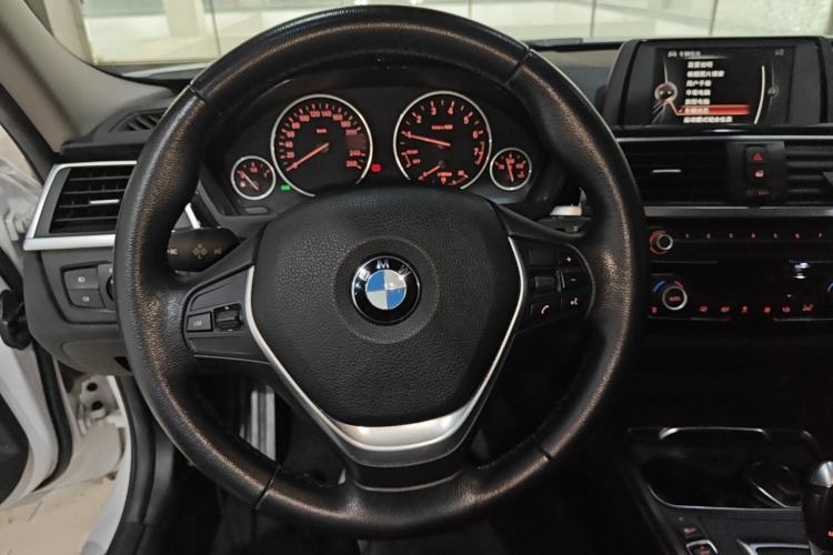 Used BMW 3 Series 2017 320Li Fashion Model
