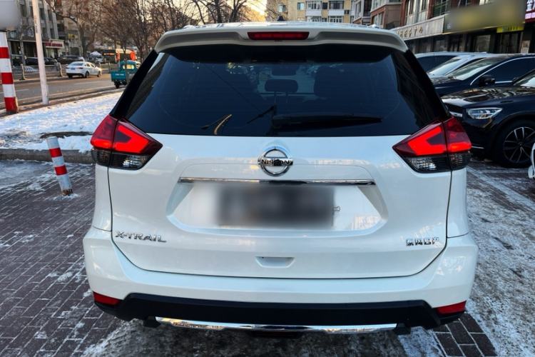 Used Nissan X-Trail 2023 Classic 2.0L Two-Wheel Drive Smart Connect & Comfort Edition Exterior 6