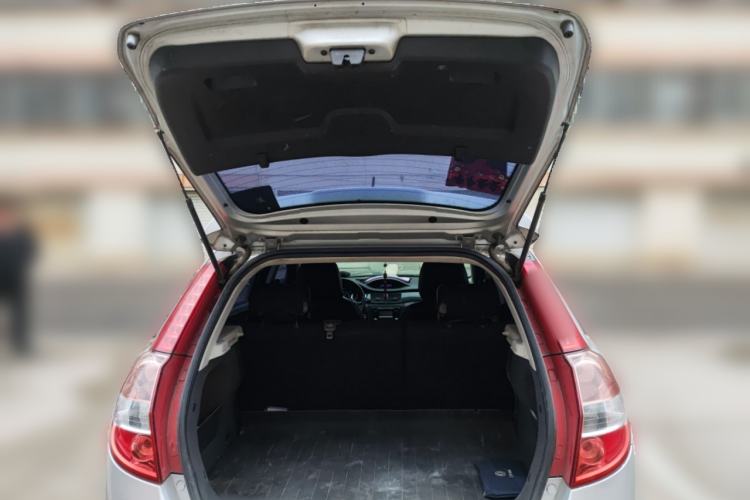 Used Dongfeng Aeolus H30 2013 CROSS 1.6L Manual Luxury Model
