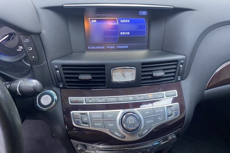 Used Infiniti Q70 2019 Q70L 2.0T Elite Plus Version Interior 3