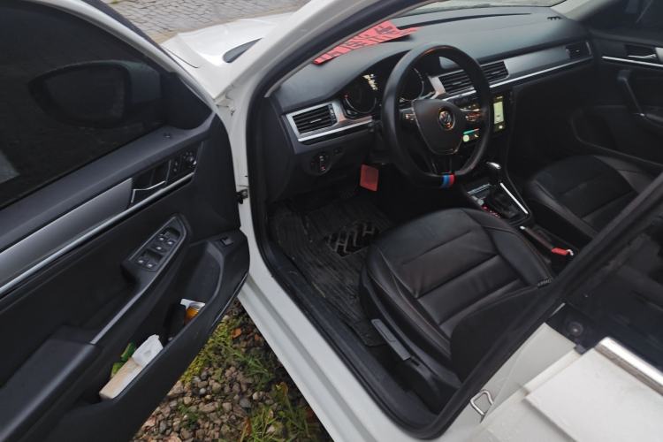 Used Volkswagen Bora 2018 1.5L Automatic Comfort Model Driver Seat