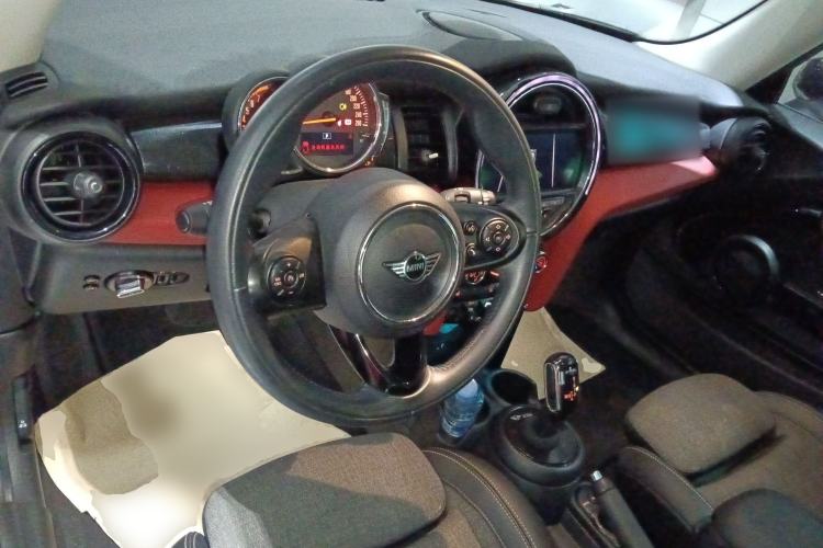 Used MINI 2019 1.5T COOPER Classic Edition Center Console
