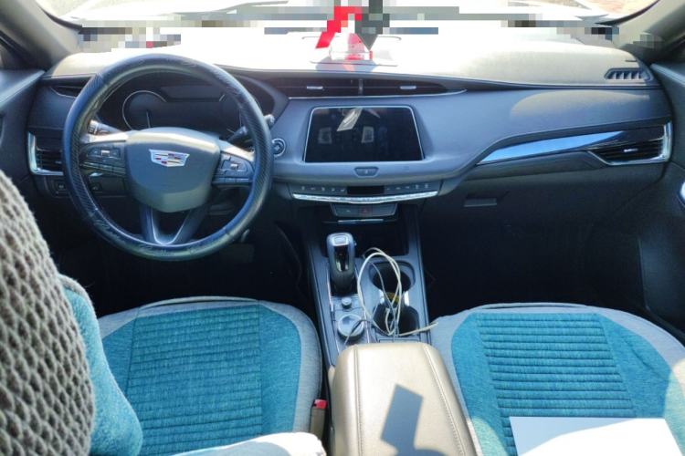 Used Cadillac XT4 2018 28T Two-Wheel Drive Tech Version