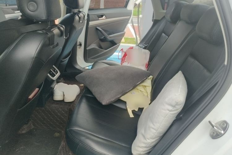 Used Volkswagen Lavida 2022 1.5L Automatic Fashion Edition Left Rear Seat