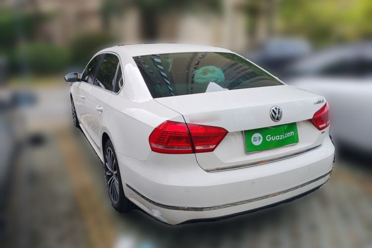 Used Volkswagen Passat 2014 1.8TSI DSG Prestige Navigation Edition