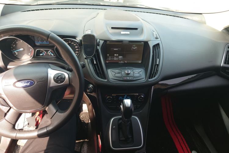 Used Ford Kuga 2013 2.0L GTDi Four-Wheel-Drive Sport Model
