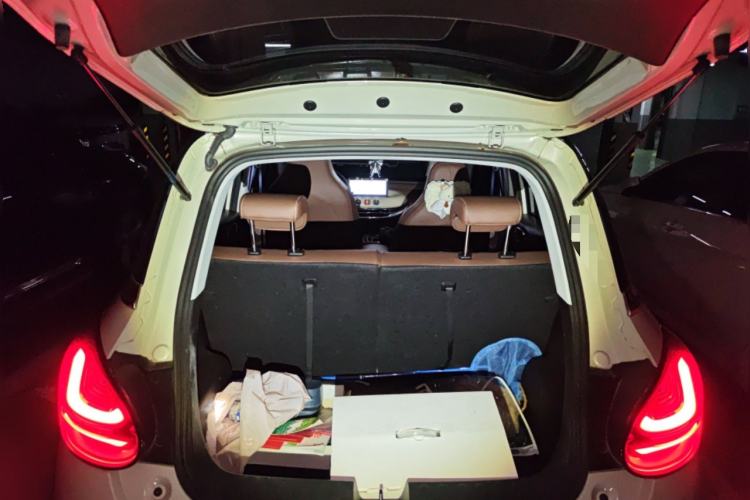 Used Wuling Bingo 2023 333 km Lingxi Connected Version Trunk