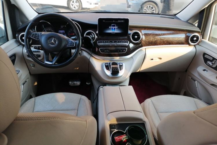 Used Mercedes-Benz V-Class 2016 V 260 L Prestige Extended Edition
