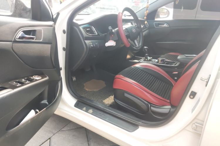 Used Hyundai Mistra 2014 1.8L Automatic Smart GLS
