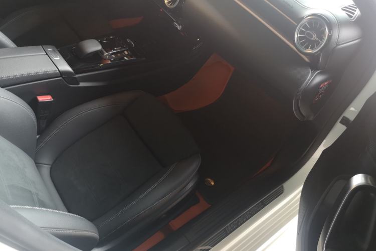 Used Mercedes-Benz A-Class 2021 A 200 L Sport Sedan Fashion Model
