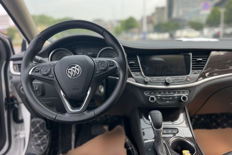 Used Buick Verano 2019 Sedan 20T Dual-Clutch Elite Model Interior 6