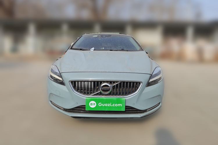 Used Volvo V40 2017 T3 Zhiya Edition Front