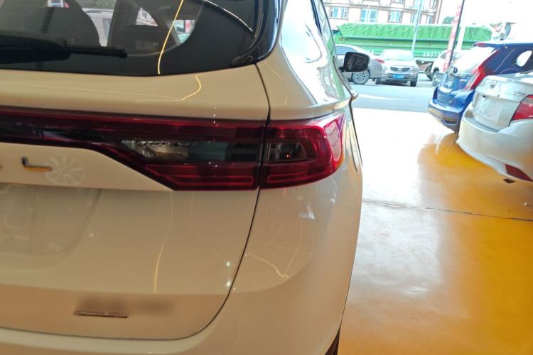 Used FAW Junpai D80 2019 TD220 Automatic Tech Model Exterior 3