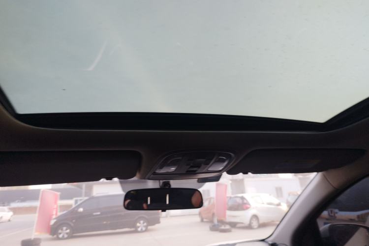 Used Kia KX3 2015 1.6T Automatic Two-Wheel Drive DLX Headliner