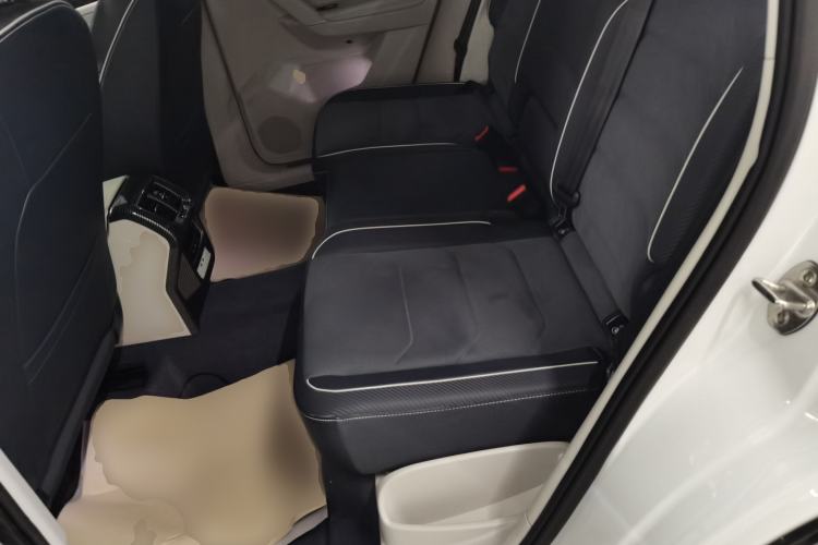 Used Volkswagen Tayron X 2023 330TSI Two-Wheel-Drive Prestige High-Energy Version Left Rear Seat