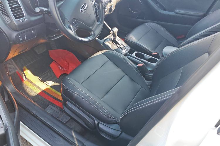 Used Kia K3 2015 1.6L Automatic GLS
