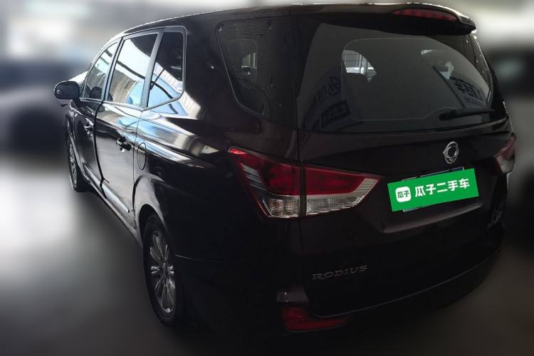 Used SsangYong Rodius 2014 2.0T Diesel Two-Wheel Drive Luxury Navigation Edition
