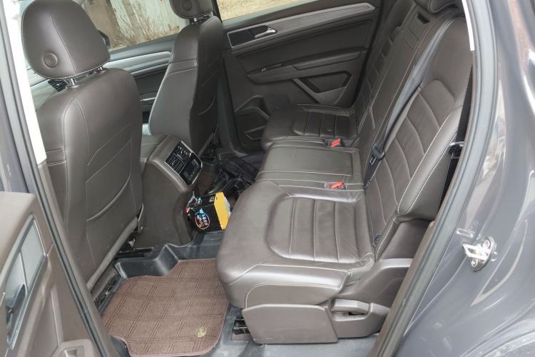 Used Volkswagen Teramont 2017 330TSI Two-Wheel-Drive Luxury Edition