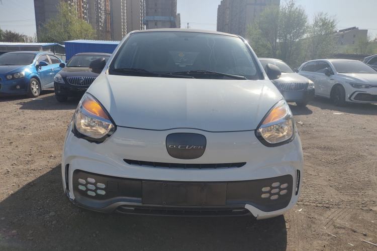 Used Roewe Clever 2021 302 km New Four-Seater Super-Efficient Version