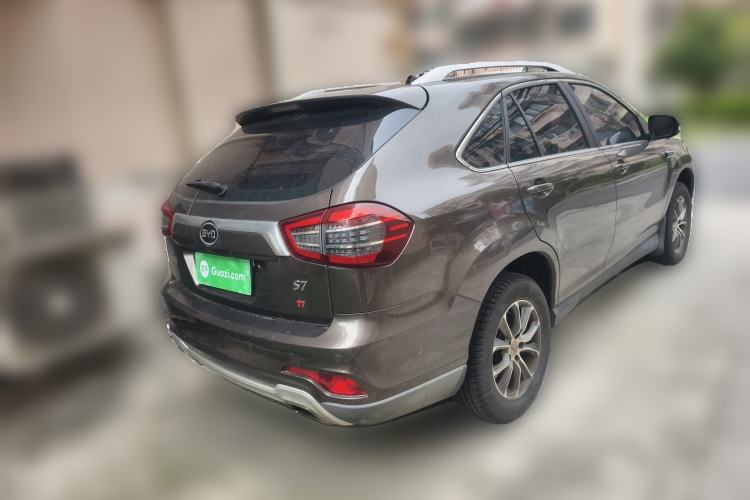 Used BYD S7 2017 1.5T Manual Luxury Model
