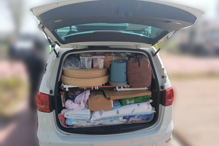 Used Volkswagen Sharan 2013 1.8TSI Comfort Model Euro IV
