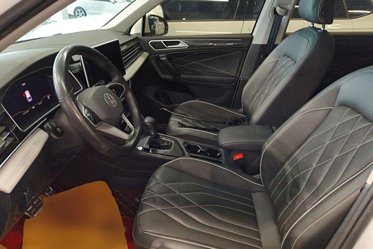 Used Volkswagen Tiguan L 2022 330TSI Automatic Two-Wheel Drive R-Line Enhanced Edition
