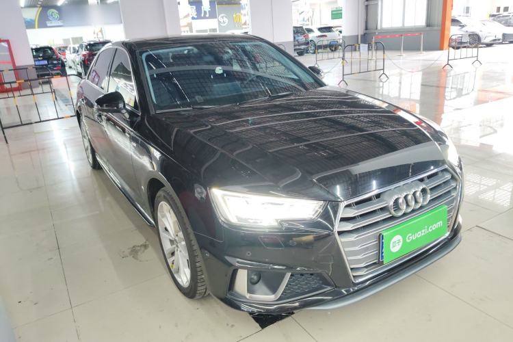 Used Audi A4L 2019 40 TFSI Fashion Edition China VI Emission Standard
