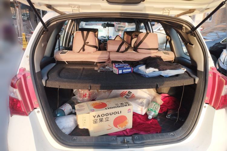 Used Suzuki Liana A6 2015 Hatchback 1.4L Manual Enjoyment Model
