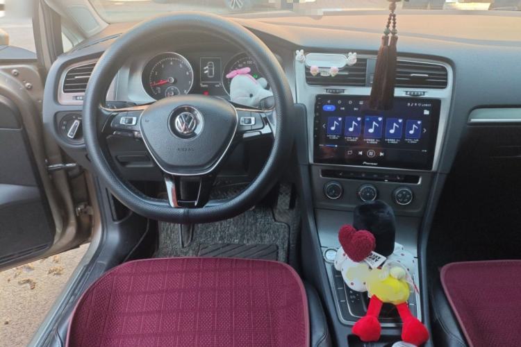 Used Volkswagen Golf 2015 1.4TSI Automatic Luxury Model