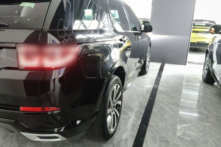 Used Land Rover Discovery Sport 2022 249 PS R-Dynamic SE Performance Tech Edition 5 Seats Right Rear Taillight