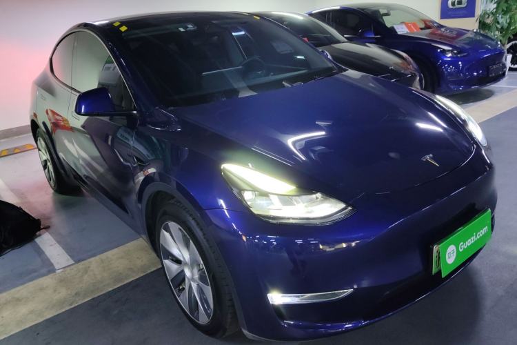 Used Tesla Model Y 2021 Long-Range All-Wheel-Drive Version
