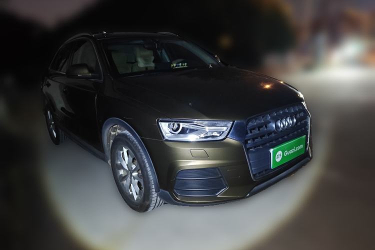 Used Audi Q3 2018 30th Anniversary Edition 30 TFSI Standard Model Front Right 45 Deg