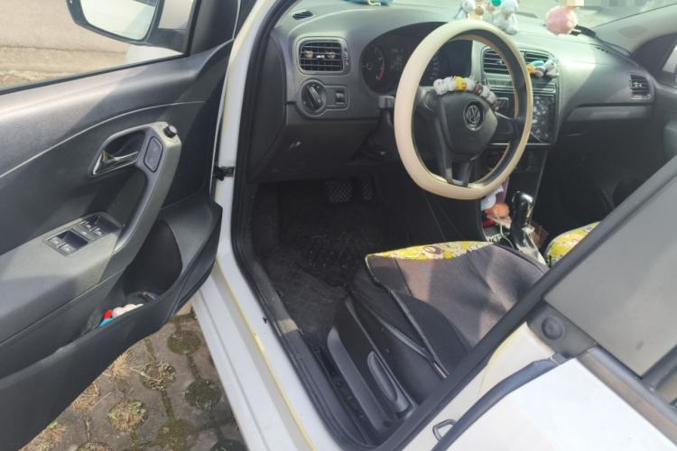 Used Volkswagen Polo 2016 1.4L Automatic Trendy Model
