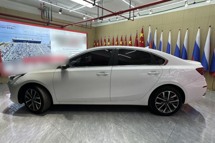 Used Kia K3 2021 Revised 1.5L CVT Fashion Edition Exterior 2