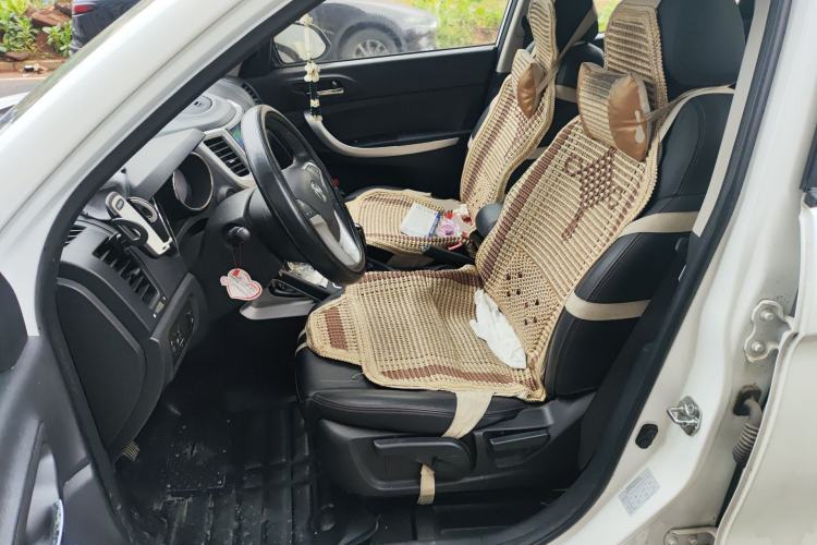 Used CHANGAN CS35 2016 1.6L Manual Luxury Model China IV Standard