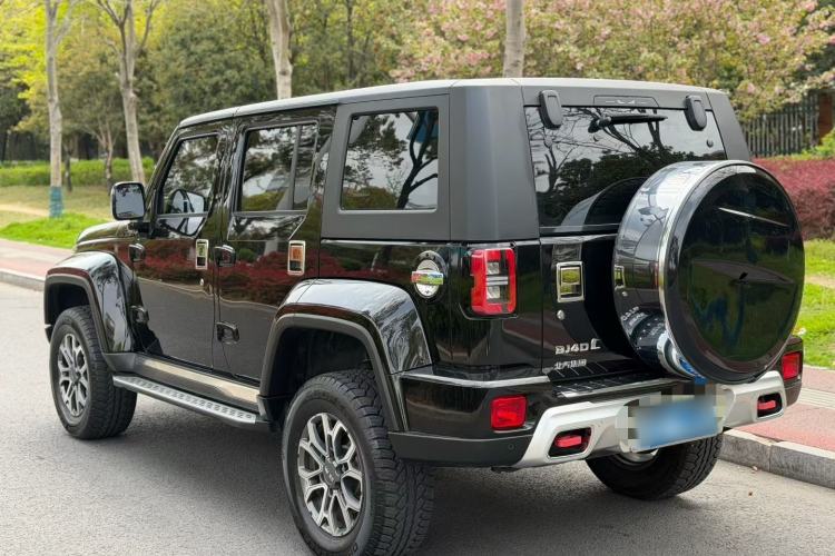 Used BAIC Off-Road BJ40 2024 2.0T Urban Hunter Honor Edition Exterior 6