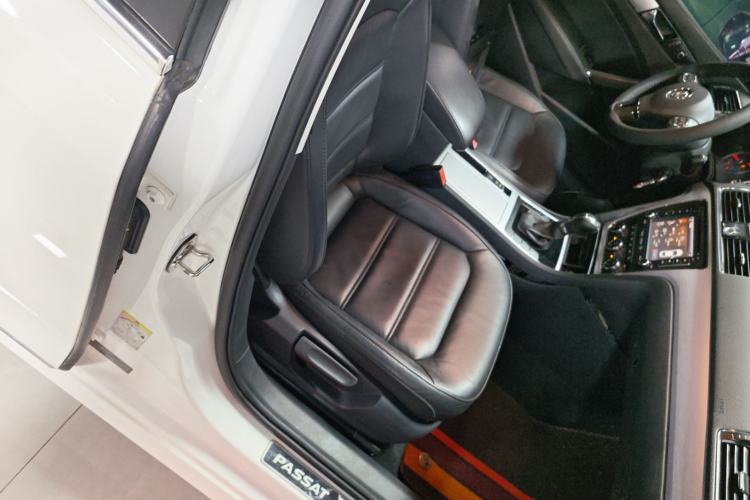 Used Volkswagen Passat 2014 1.8TSI DSG Prestige Edition