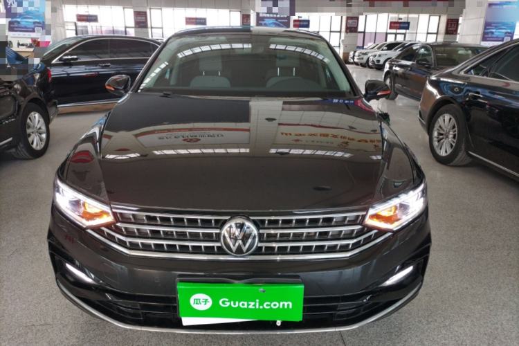 Used Volkswagen Magotan 2023 2 Million Units Limited Edition 330TSI DSG Leading Version Front